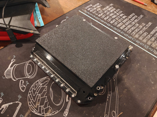 VOW XR sym case front